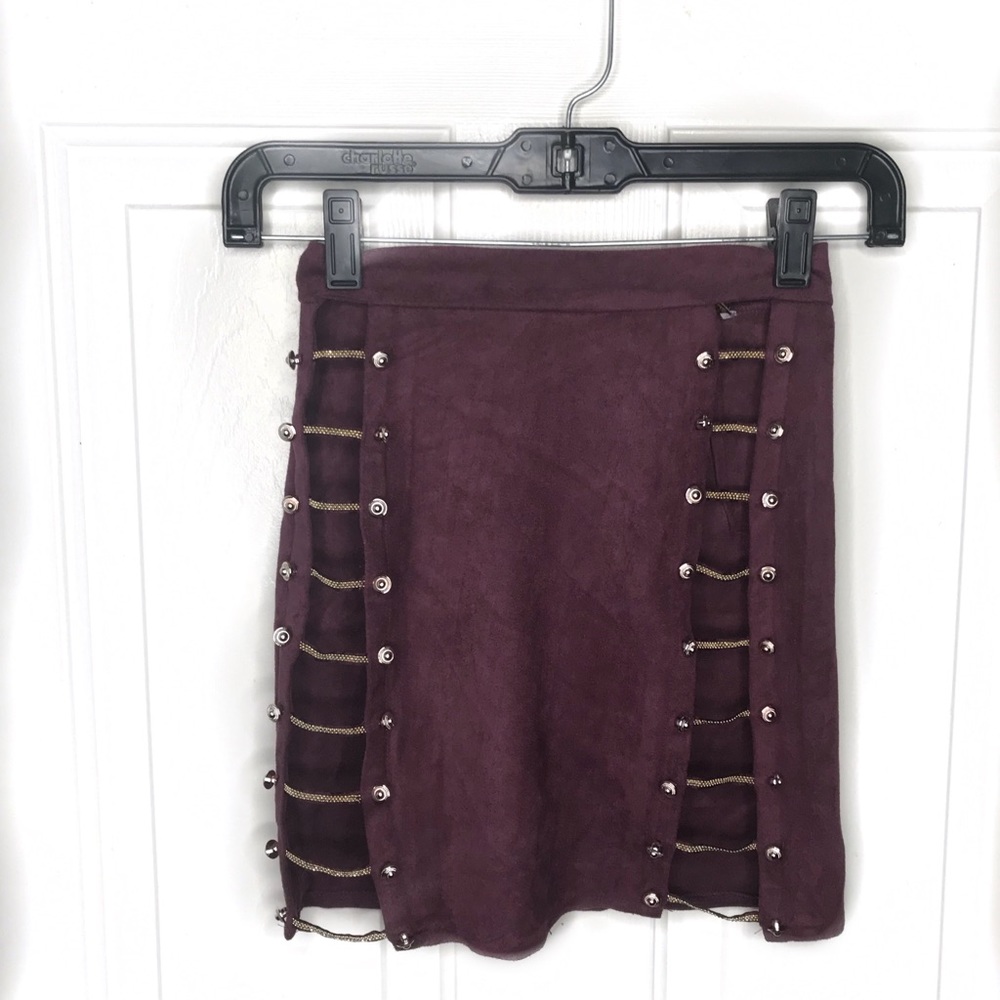 Two Piece Set - Picture 5 of 5